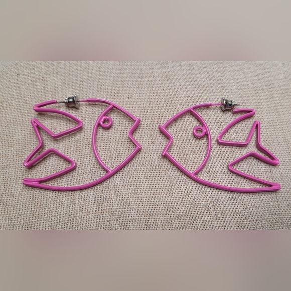 Vintage Fish Earrings - Picture 4 of 10